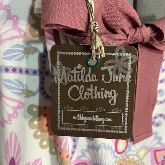 XL Blouse Matilda Jane NWT ruffle bottom and bow tie off back Tank Blouse - Picture 7 of 7